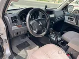 Mitsubishi Pajero GLS 2010